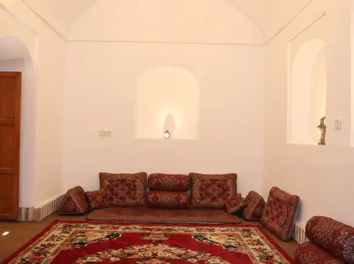 تصویر 5 - اقامتگاه بوم‌گردی  تاریخی سرای زنده دلان (ماه صنم) در  فردوس