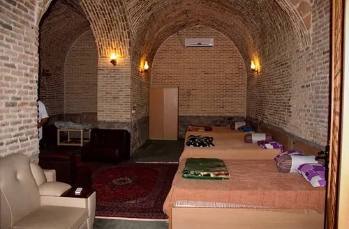 شاه عباسی دودهک (اتاق شاهنشین ۱) با صبحانه رایگان