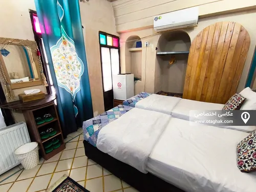 تصویر 6 - اقامتگاه بوم‌گردی ماه منیر (اتاق پنج دری) در  شیراز