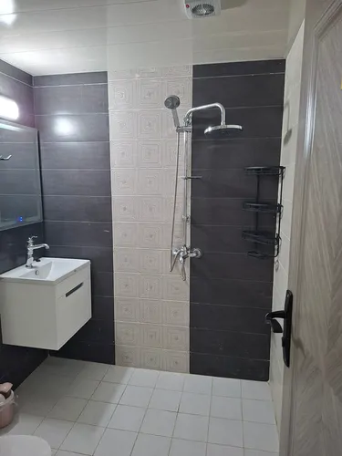 تصویر 13 - آپارتمان مبله بهنام در  شیراز