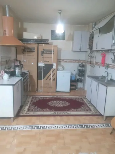 تصویر 3 - آپارتمان لاکچری استخر بزرگ وسایل بازی در چهارباغ