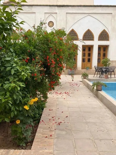تصویر 17 - هتل سنتی سرای نفیس (اتاق یاقوت) در  کاشان