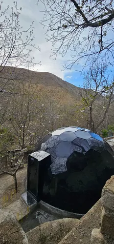 تصویر 2 - کلبه کلبه هودین مدرن و خاص در محیطی آرام و طبیعت در کنار رودخانه در سنگان