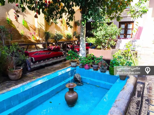 تصویر 10 - اقامتگاه بوم‌گردی ماه منیر (اتاق شاهنشین) در  شیراز