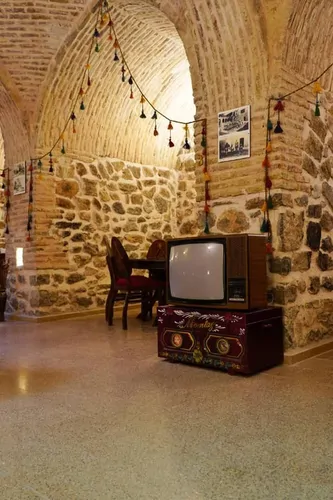 تصویر 5 - هتل سنتی کاروانسرای صفوی امین آباد (آرشین) در  شهرضا