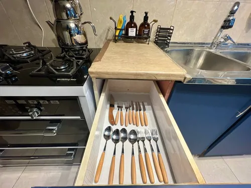 تصویر 11 - آپارتمان مبله لاولی روم (واحد 1) در میدان انقلاب با صبحانه رایگان در  تهران