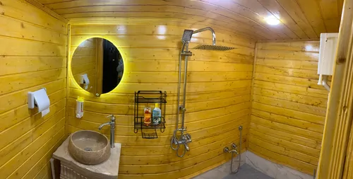 تصویر 19 - کلبه سوئیسی عادل با جکوزی کنار رودخانه در  بابل کنار