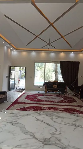 تصویر 3 - ویلا باغ ویلای رویال در چهارباغ