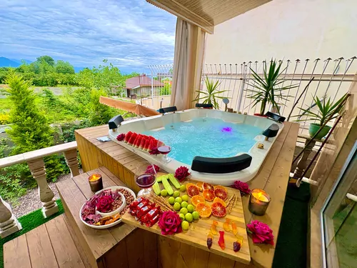 تصویر 2 - ویلا لولمان با جکوزی و فوتبال دستی در  فومن