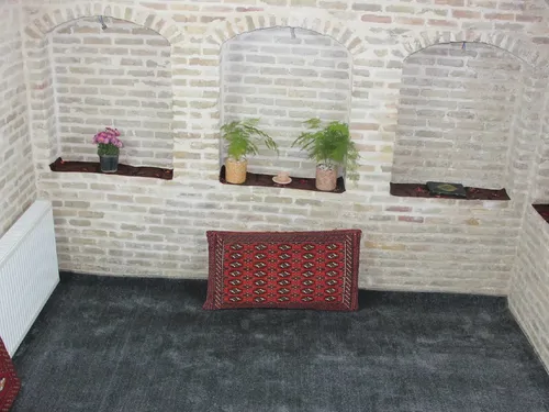 تصویر ۱ - اقامتگاه بوم‌گردی عمارت سنتی گلابگیر (واحد7_شیراز)  در  قم