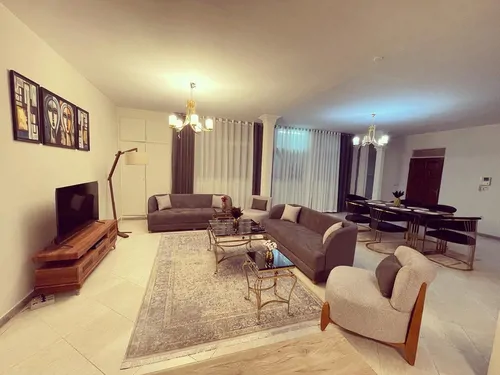 تصویر 2 - آپارتمان واحد ۱۳۰ متری بسیار لوکس غرب صادقیه ۴ در تهران