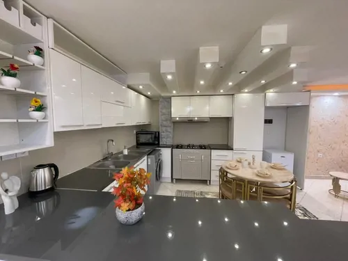 تصویر 4 - آپارتمان مجموعه یکخوابه جکوزی دار پریمیوم پلازا سعادت آباد ۲ در تهران