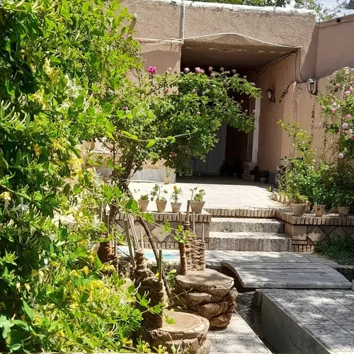 تصویر 11 - اقامتگاه بوم‌گردی عمارت دلگشا (سنتی شاه نشین) در  ماهان