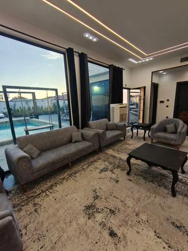 تصویر 2 - ویلا ویلای دنج و دلنشین - استخر ۴ فصل- تمیز  و نوساز- ویلای مانا در چهارباغ