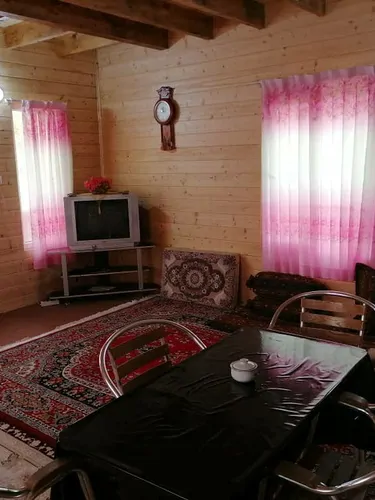 تصویر 3 - کلبه جنگلی استخردار آبگرم در شیرگاه