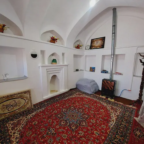 تصویر 8 - سوییت  شمس العماره (اتاق صد طاقچه) در  اردستان