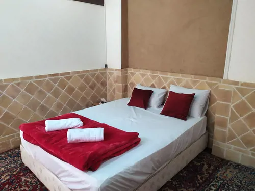 تصویر 3 - اقامتگاه بوم‌گردی بیگ (اتاق ترمه) با صبحانه رایگان در  یزد