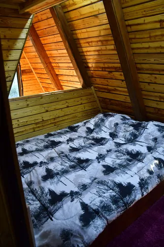 تصویر 5 - کلبه کلبه چوبی شیک استخر ابگرم ۲ خوابه فوتبال دستی تاب ریلکسی سرویس ایرانی فرنگی حیاط در رامسر