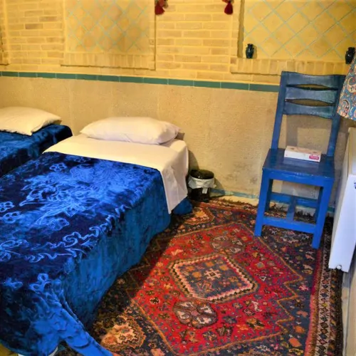 تصویر 3 - اقامتگاه بوم‌گردی عمارت هفت رنگ (گود عربون) در  شیراز