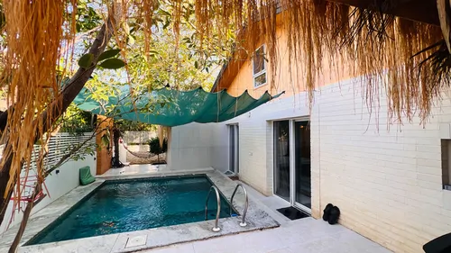 تصویر 31 - کلبه  استخردار آبگرم روباز سفید در  نوشهر