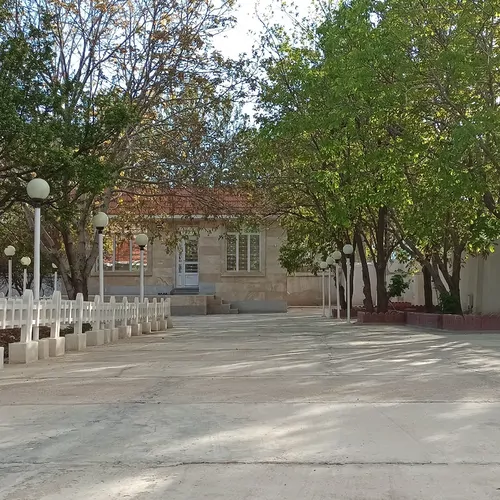 تصویر 3 - ویلا باغ تفریحی تکچنار در شیراز