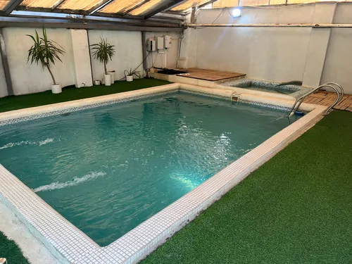 تصویر 8 - ویلا استخردار آبگرم پرنیان با جکوزی در چهارباغ