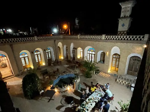 تصویر 7 - هتل سنتی خانه ی ما (اتاق گنجه) در  کرمان