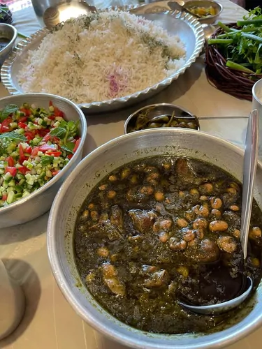 تصویر 5 - اقامتگاه بومگردی اقامتگاه دنج و بکر با ویوی بی نظیر مشرف به  روستا و منطقه  در  سنندج