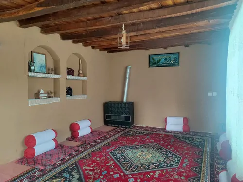 ماه تی تی (اتاق چلچلا) با صبحانه رایگان