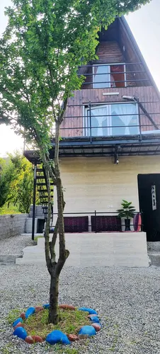 تصویر 10 - کلبه سوییسی سیاتیکا در بابل