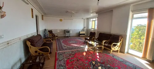 تصویر 3 - آپارتمان آپارتمان بزرگ و دلباز در همدان