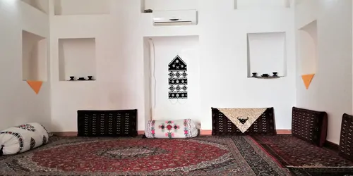 تصویر 3 - اقامتگاه بوم‌گردی (دالان راست، بالا، اتاق 1) در نهبندان