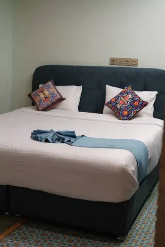 تصویر 3 - هتل سنتی ماه گیسو (گیسو)	 در شیراز