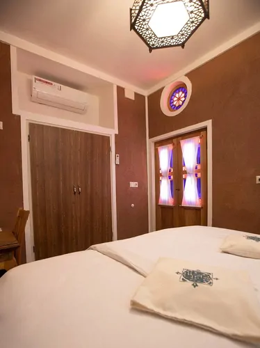 تصویر 1 - هتل سنتی سرای بابا افضل(اتاق201) در  کاشان