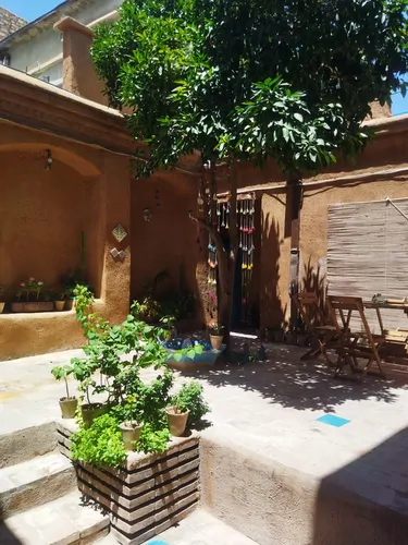 تصویر 14 - اقامتگاه بوم‌گردی خانوم بزرگ (اتاق داچی ) در  شیراز