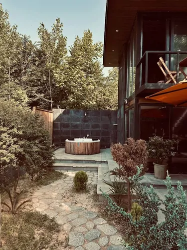 تصویر 15 - کلبه شیشه ای با جکوزی  در  فومن