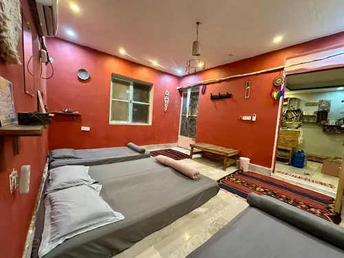 خانه درنگ (اتاق ساحل سرخ) با صبحانه رایگان