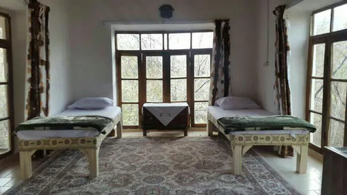 تصویر 2 - اقامتگاه بوم‌گردی رازیانه (چهار تخته) در قمصر