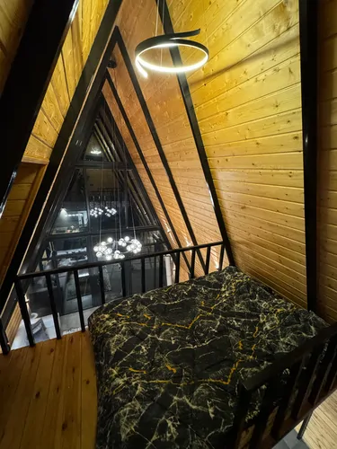 تصویر 11 - کلبه سوییسی استخردار آبگرم اِروس در  انزلی