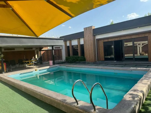 تصویر 15 - ویلا استخردار آبگرم آرش با فوتبال دستی در شهریار