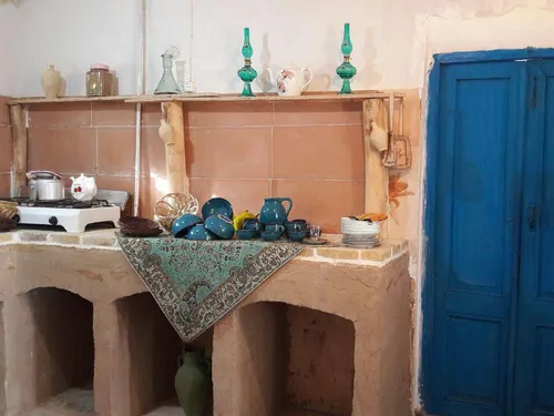 تصویر 5 - اقامتگاه بوم‌گردی چنارستان (اتاق شقایق) در  نیشابور