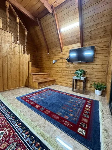 تصویر 3 - کلبه کلبه سوئیسی دوخوابه با جکوزی لاکچری در لفور