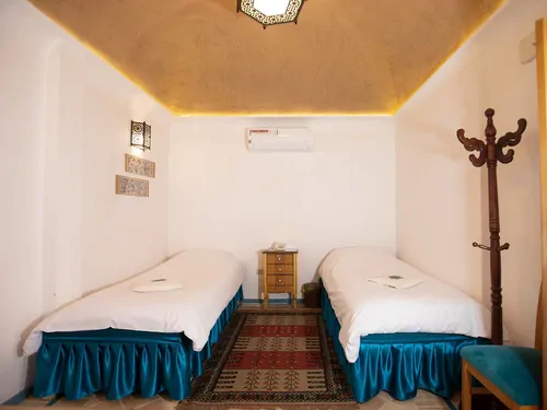 تصویر 1 - هتل سنتی سرای بابا افضل(اتاق207) در  کاشان