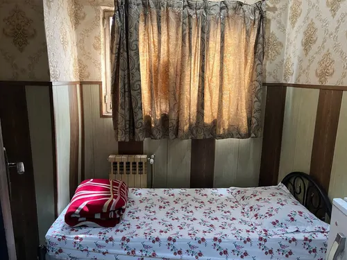 تصویر ۱ - مهمانسرا حافظ (اتاق یک) در  تهران