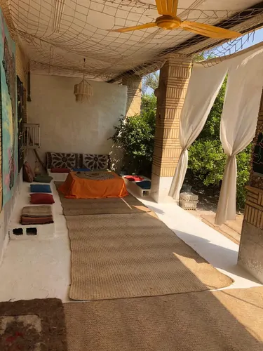 تصویر 11 - اقامتگاه بوم‌گردی بَپ گَپو (اتاق الهه نمک)  در  هرمز