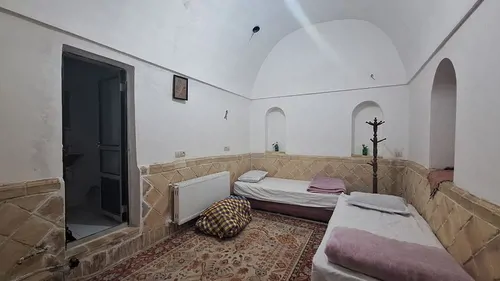 تصویر 2 - اقامتگاه بوم‌گردی طـُرفه سپیدار (گلیم) با صبحانه رایگان در  سیرجان