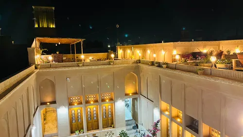 تصویر 9 - اقامتگاه بومگردی یارا (نگارستان) با صبحانه رایگان در یزد