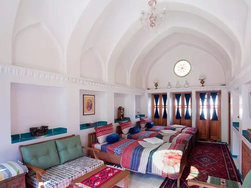 تصویر 2 - هتل سنتی سرپله(اتاق گلبام) در  کاشان