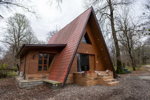 تصویر 2 - کلبه کلبه جنگلی و ساحلی سی سنگان در نوشهر