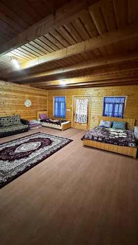 تصویر ۱ - اقامتگاه بوم‌گردی الماس سبز (واحد4)  در  قلعه‌رودخان 